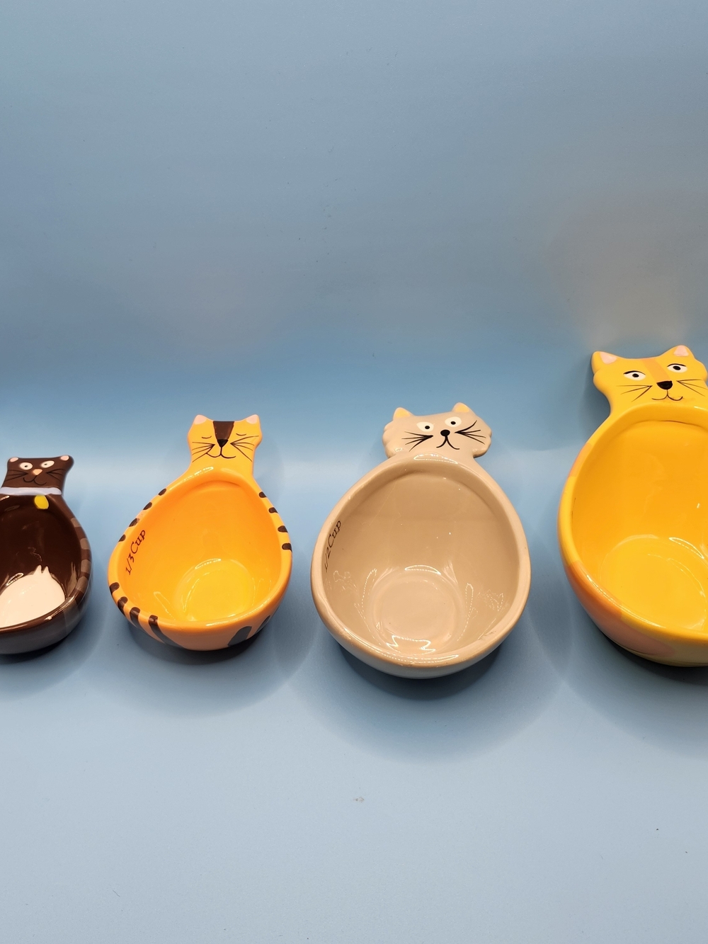 Boston Warehouse "Frisky Business" Ceramic Nesting Measuring Cup Set/ CATS